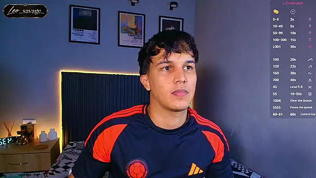 Leo_Savage_ Show Webcam