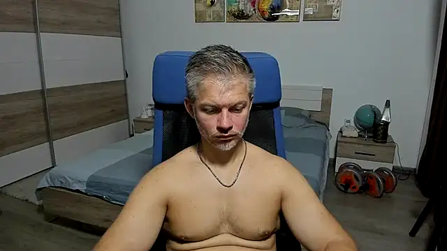 Вебкам-шоу RobbyShawz