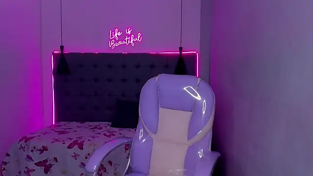 دردشة Anyelo_Twink الجنسية المباشرة