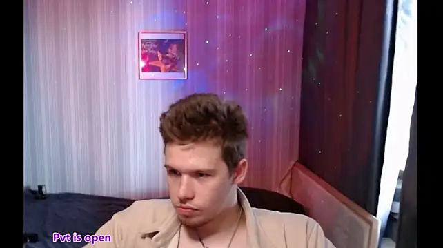 Czat XXX na żywo – Sheldon_music