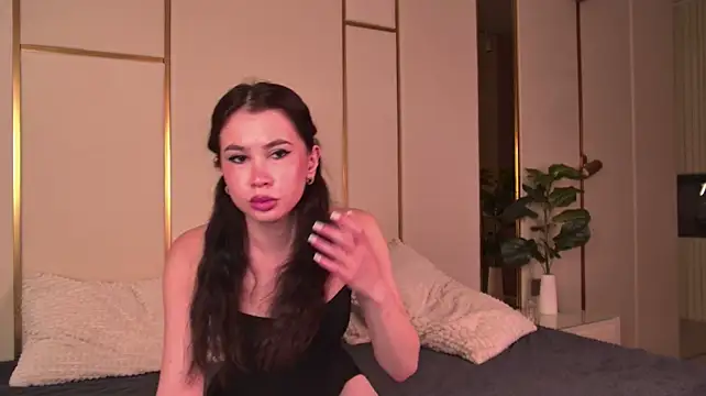 Sembang XXX Secara Langsung MonicaFox_