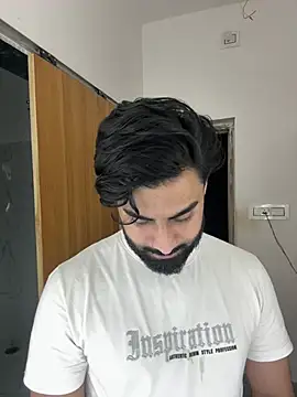 Royalboy_03's Webcam Show