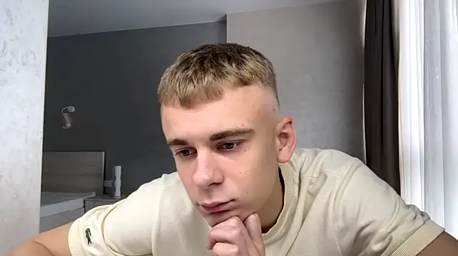 Вебкам-шоу SoloFury