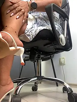 Milf_Michelle Pertunjukan Webcam