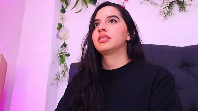 دردشة kaylee_lee الجنسية المباشرة
