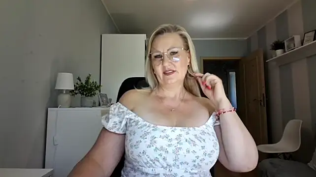DianaLive Chat XXX live