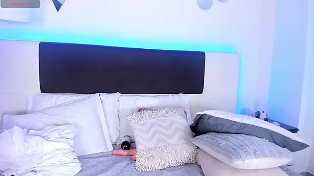 Sky_Loren 라이브 XXX 채팅