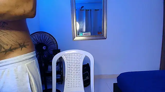 Chat +18 de crow_black00 ao vivo