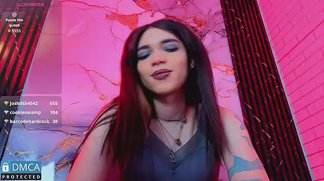 MaeveKuro's Live XXX Chat