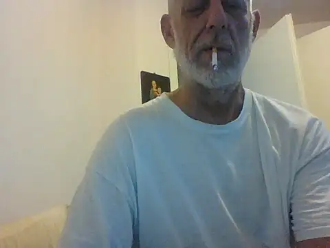 Chat +18 de PierPesaroX ao vivo