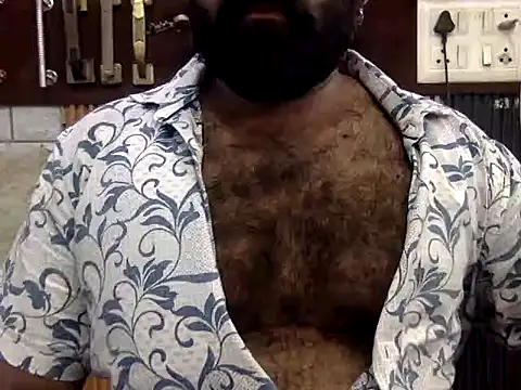 naughtydaddyyn Live XXX chat