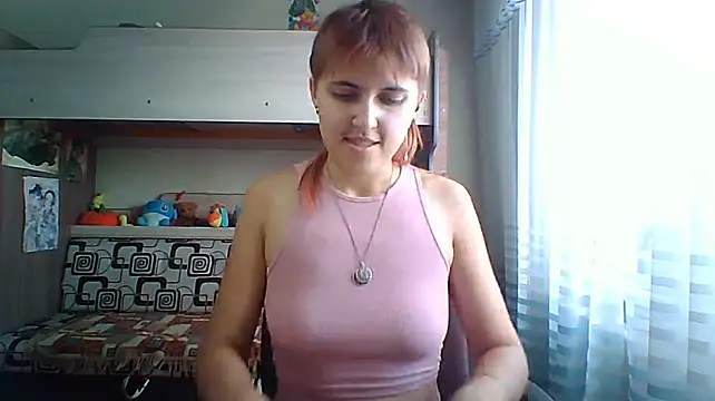 BubblePride Adlı Modelin Canlı XXX Sohbeti