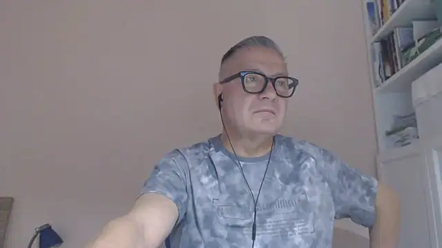 YOU6me Live XXX-Chat