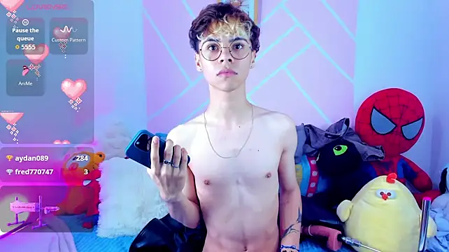 XXX chat uživo modela Callum_777