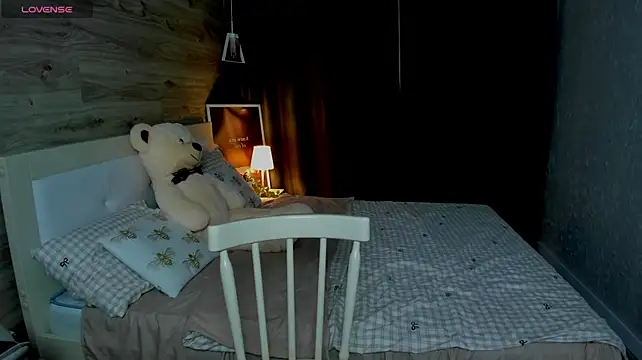 LeyaaStarr Adlı Modelin Canlı XXX Sohbeti
