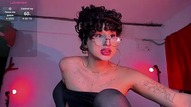 Heka_Prudence's Live XXX Chat