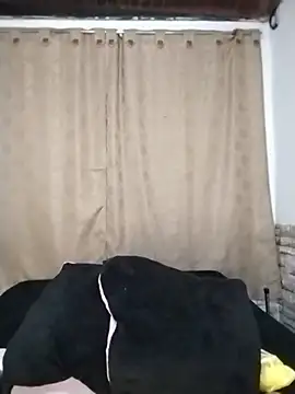 Bicky_25's Live XXX Chat