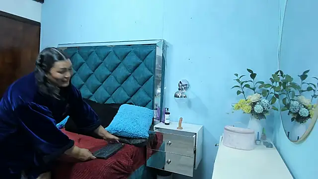 PENELOPELEWISs' Live XXX Chat