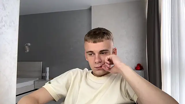 Chat +18 de SoloFury ao vivo