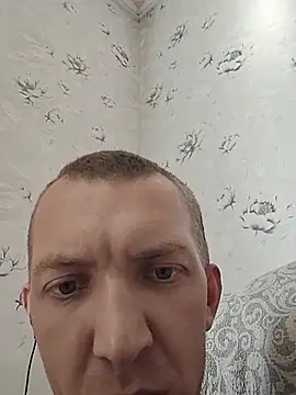 XXX chat uživo modela _uncle_Mitya-43_