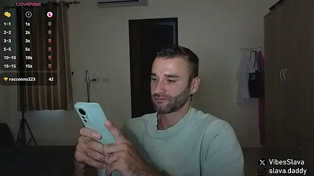 Show modela DaddySlava na web-kameri