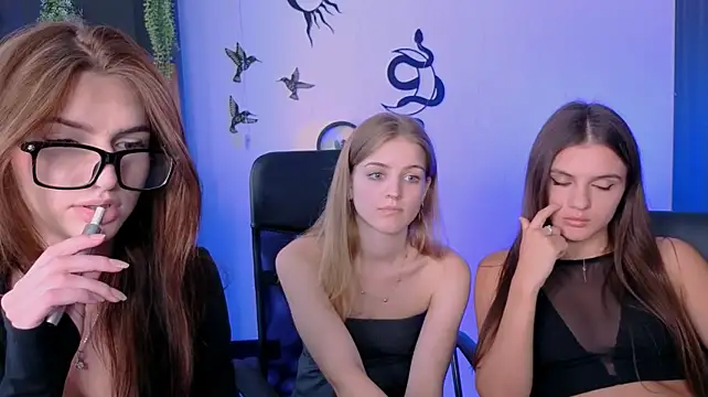lisa_dark_ Obrolan Langsung XXX