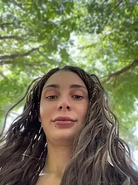 SandraCarter Adlı Modelin Canlı XXX Sohbeti