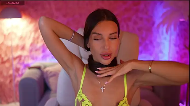 JasminBee Live XXX-Chat