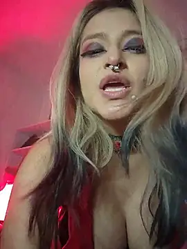 Miss_tentation's Webcam Show