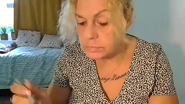 belgianshantie's Live XXX Chat