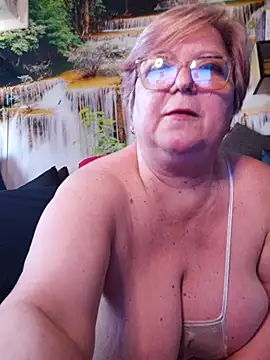 Czat XXX na żywo – QueenPammy1