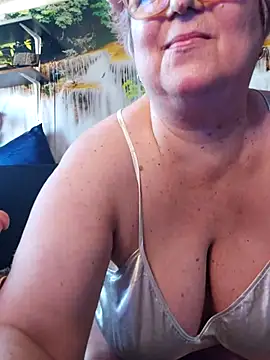QueenPammy1 Live XXX-chat