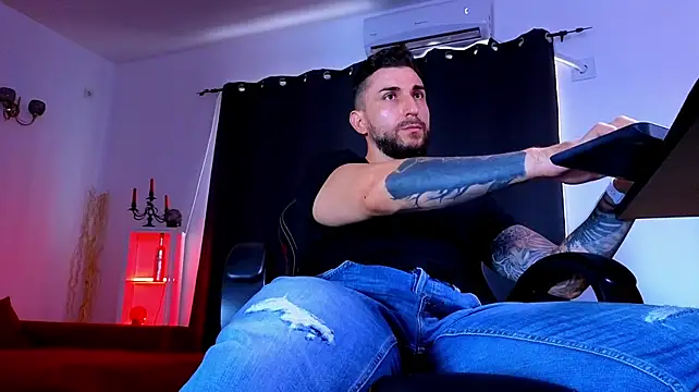 MightyAaron66: απευθείας συνομιλία ΧΧΧ