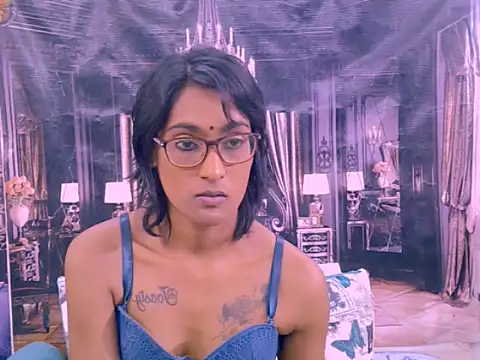 Chatroom XXX en direct de IndianRebel4u2Luv