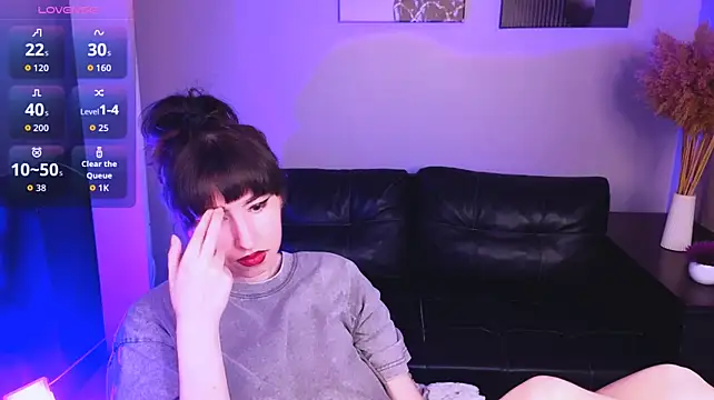 Lily_xBabe Chat XXX in diretta