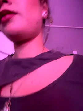 Czat XXX na żywo – Megan_LS