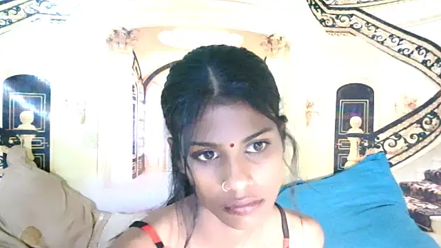 IndianSilkySpice – Live XXX-chat