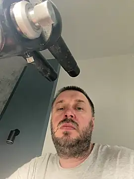 Chat XXX ao vivo de DorianJeday