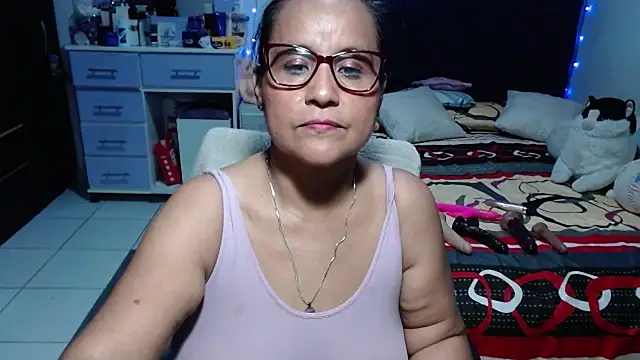 pervert_mommy_ live XXX chat