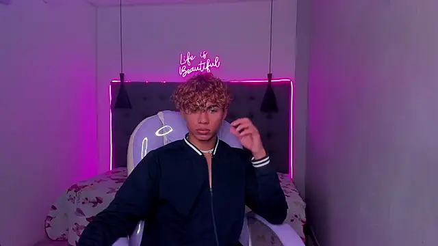 Anyelo_Twink Chat XXX live