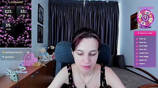 MiniLysii live XXX chat