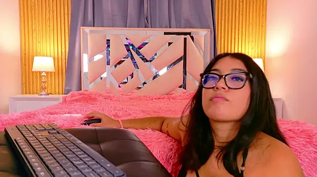 hoTsecrets_cuople XXX чат на живо