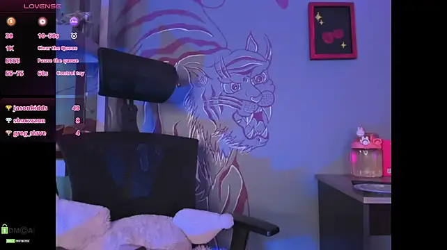 Regina_Iris XXX чат на живо