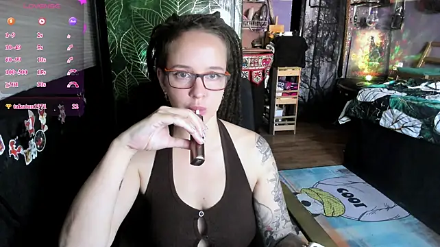 LisaFoxy_y – Naživo XXX chat