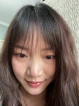 yueyuegirl 在線直播表演