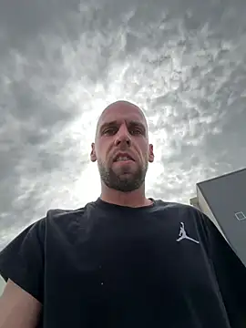 Živý XXX chat Oliver_outside