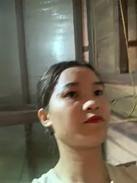 Bella-Gracy Pertunjukan Webcam