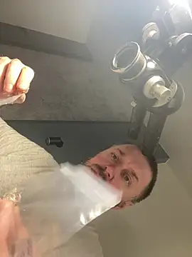XXX chat uživo modela DorianJeday