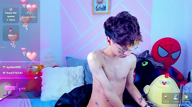 Callum_777 Adlı Modelin Canlı XXX Sohbeti