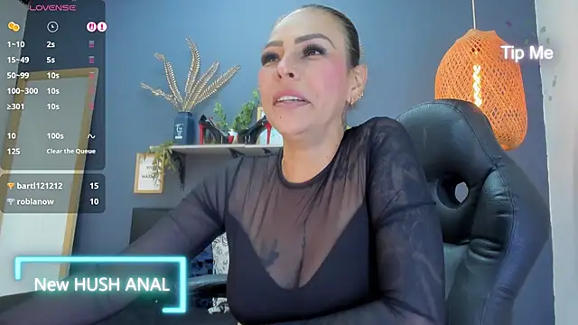 Živý XXX chat yessila_parker